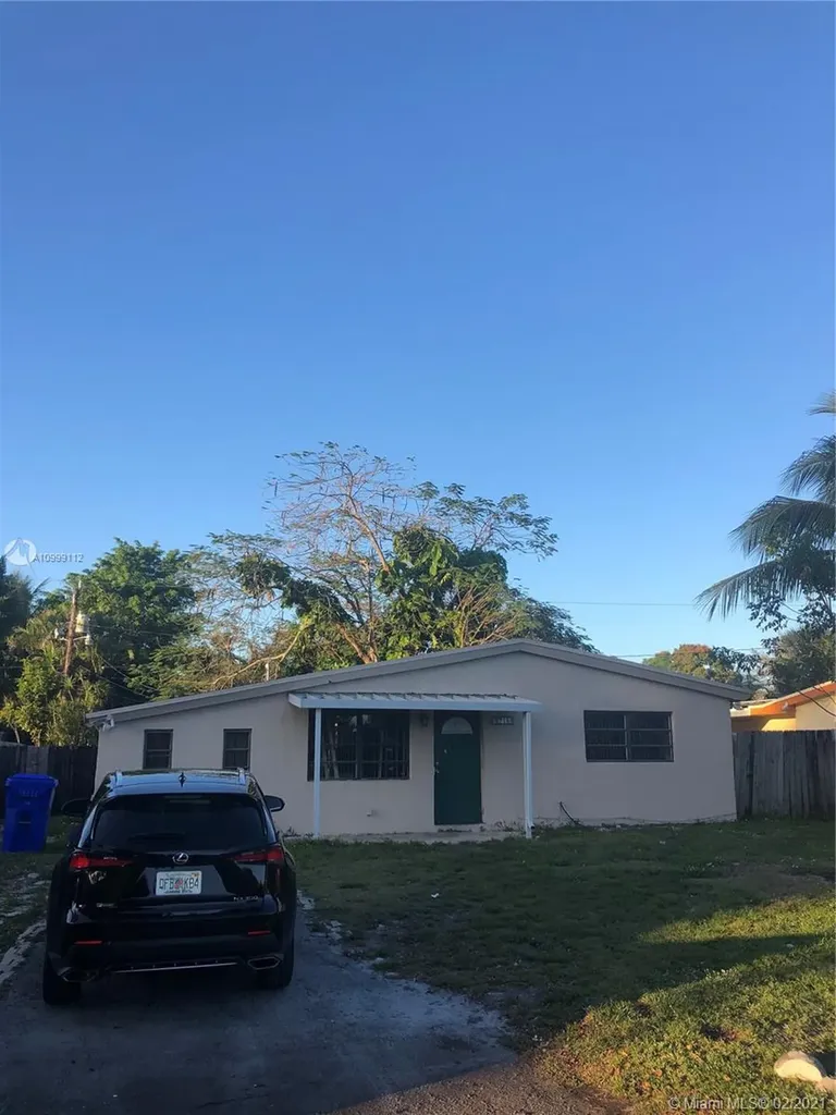 5715 Farragut Street Hollywood FL 33021
