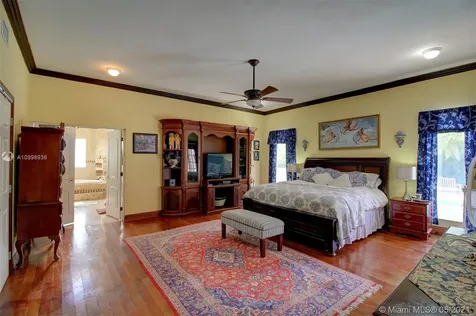 13900 SW 100th Avenue Miami FL 33176