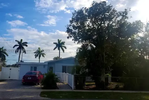 6640 Tyler Street Hollywood FL 33024
