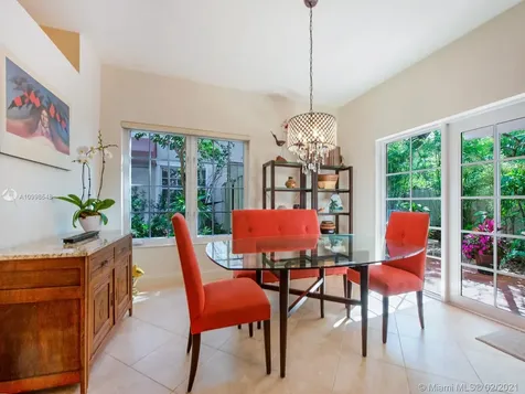 Pinecrest FL 33156