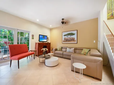 Pinecrest FL 33156
