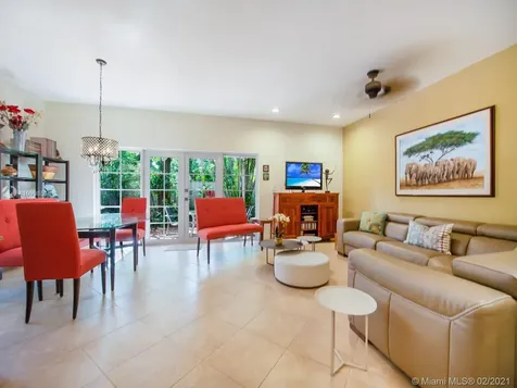 Pinecrest FL 33156