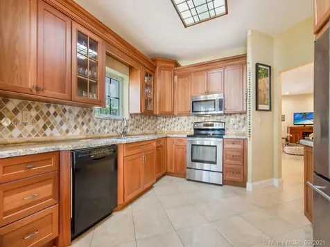 Pinecrest FL 33156