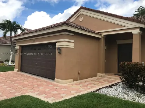 939 Falling Water Road Weston FL 33326