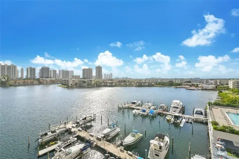18081 Biscayne Boulevard Aventura FL 33160
