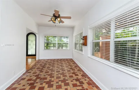 211 Deer Run Miami Springs FL 33166
