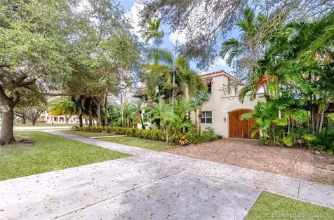 211 Deer Run Miami Springs FL 33166