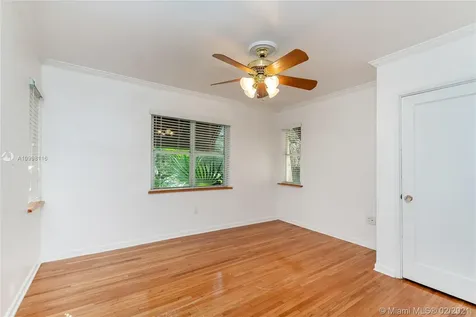 211 Deer Run Miami Springs FL 33166