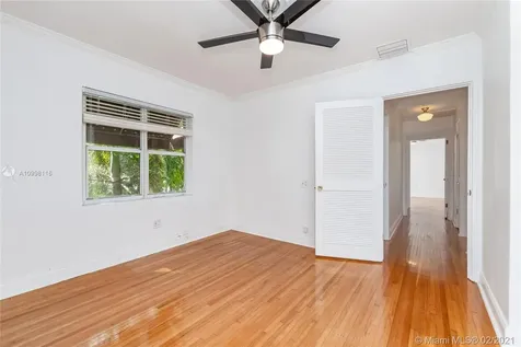 211 Deer Run Miami Springs FL 33166
