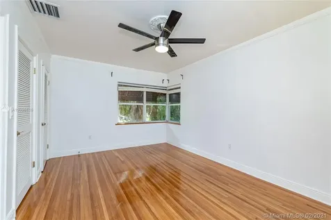 211 Deer Run Miami Springs FL 33166