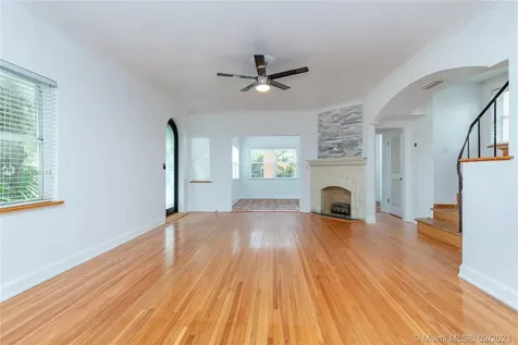 211 Deer Run Miami Springs FL 33166
