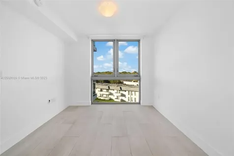 13800 Highland Drive North Miami Beach FL 33181