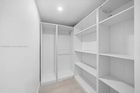 13800 Highland Drive North Miami Beach FL 33181