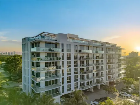 13800 Highland Drive North Miami Beach FL 33181