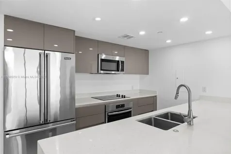 13800 Highland Drive North Miami Beach FL 33181