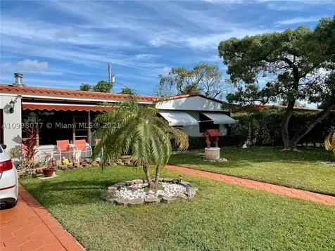 8855 SW 19th Street Miami FL 33165