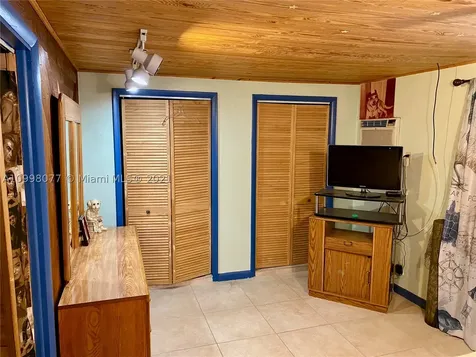 8855 SW 19th Street Miami FL 33165