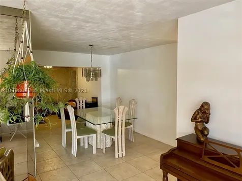 8855 SW 19th Street Miami FL 33165