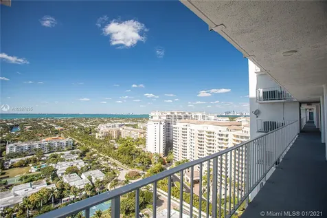 881 Ocean Drive Key Biscayne FL 33149