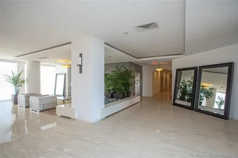 881 Ocean Drive Key Biscayne FL 33149