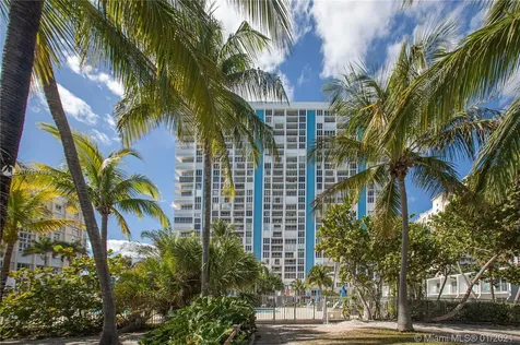 881 Ocean Drive Key Biscayne FL 33149