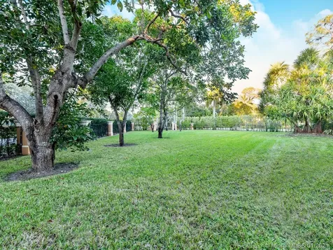 9300 SW 72nd Avenue Pinecrest FL 33156