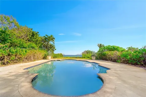 407 Ocean Boulevard Golden Beach FL 33160