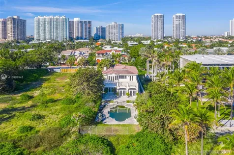 407 Ocean Boulevard Golden Beach FL 33160