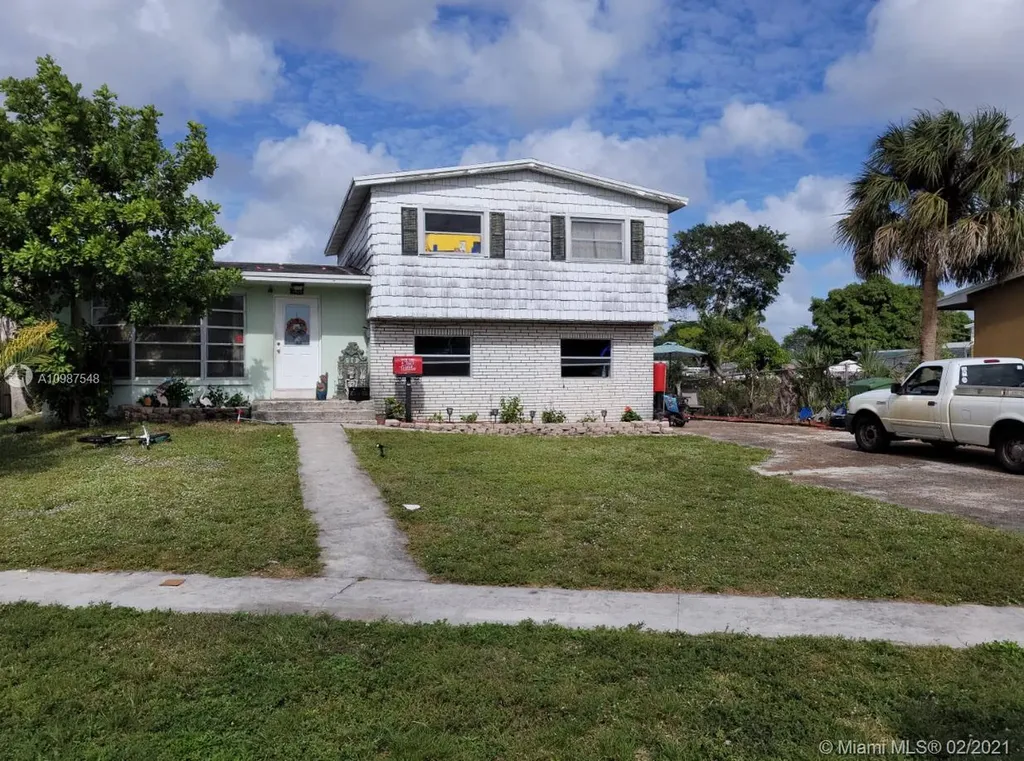 7421 NW 1st Court Pembroke Pines FL 33024