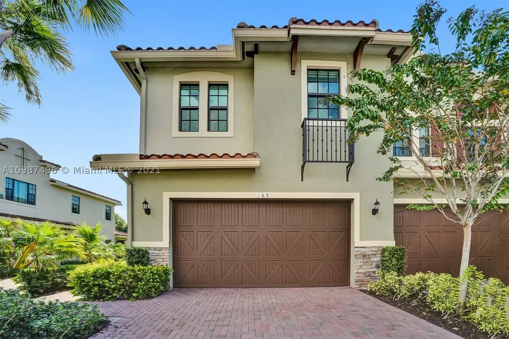 163 SW 127th Terrace Plantation FL 33325
