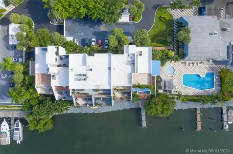 422 Poinciana Drive Sunny Isles Beach FL 33160