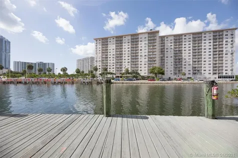 422 Poinciana Drive Sunny Isles Beach FL 33160