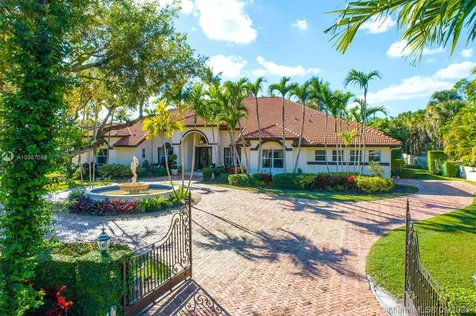 10110 SW 72nd Avenue Pinecrest FL 33156