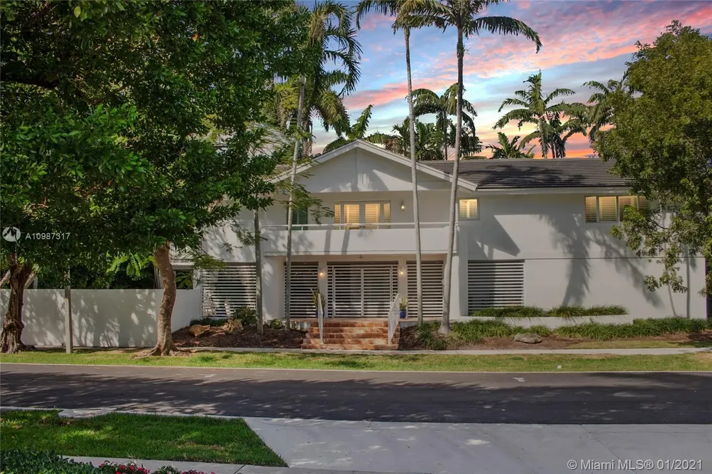 3550 E Fairview Street Miami FL 33133
