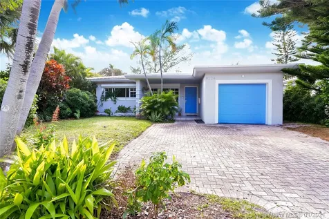 9224 Byron Avenue Surfside FL 33154
