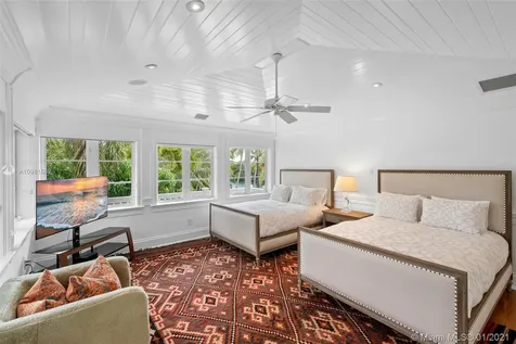100 Cape Florida Drive Key Biscayne FL 33149