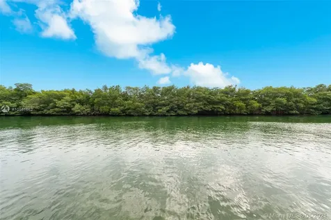 100 Cape Florida Drive Key Biscayne FL 33149