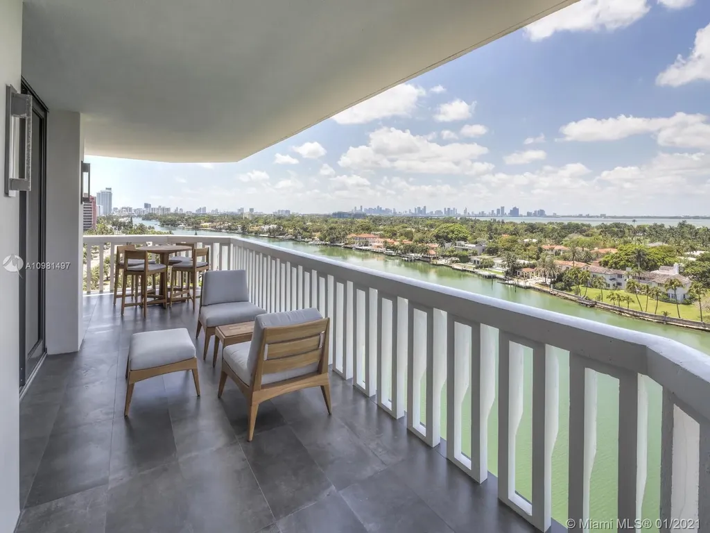 5500 Collins Avenue Miami Beach FL 33140