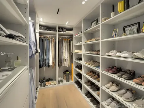 5500 Collins Avenue Miami Beach FL 33140