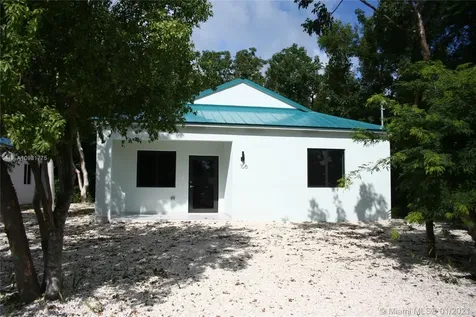 106 S Bay Harbor Drive Key Largo FL 33037