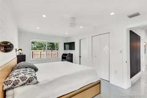 8740 SW 126th Terrace Miami FL 33176