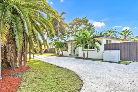 8740 SW 126th Terrace Miami FL 33176