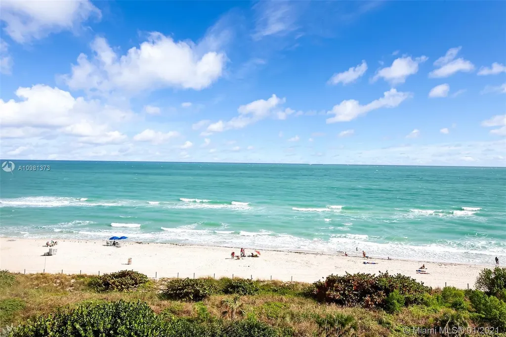 5555 Collins Avenue Miami Beach FL 33140