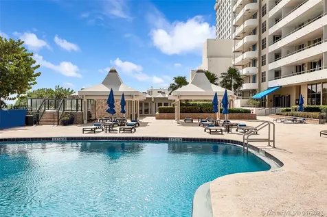 5555 Collins Avenue Miami Beach FL 33140