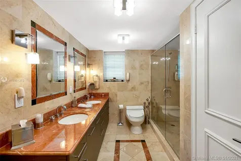 5555 Collins Avenue Miami Beach FL 33140