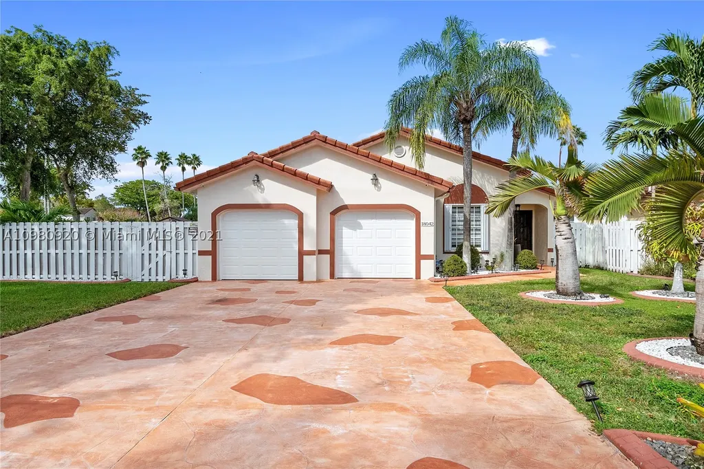 18042 NW 61st Avenue Hialeah FL 33015