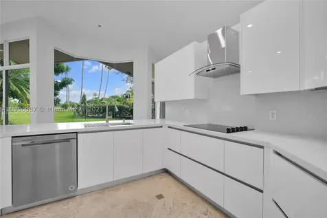 3200 Huntington Weston FL 33332