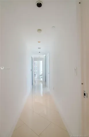 17121 Collins Avenue Sunny Isles Beach FL 33160