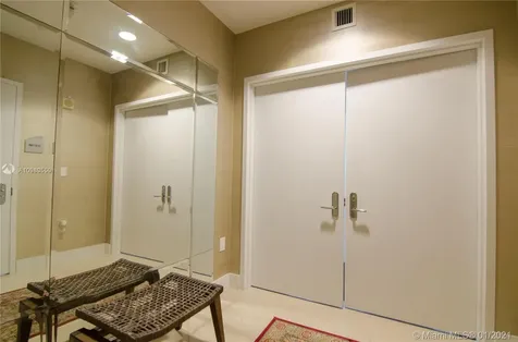 17121 Collins Avenue Sunny Isles Beach FL 33160