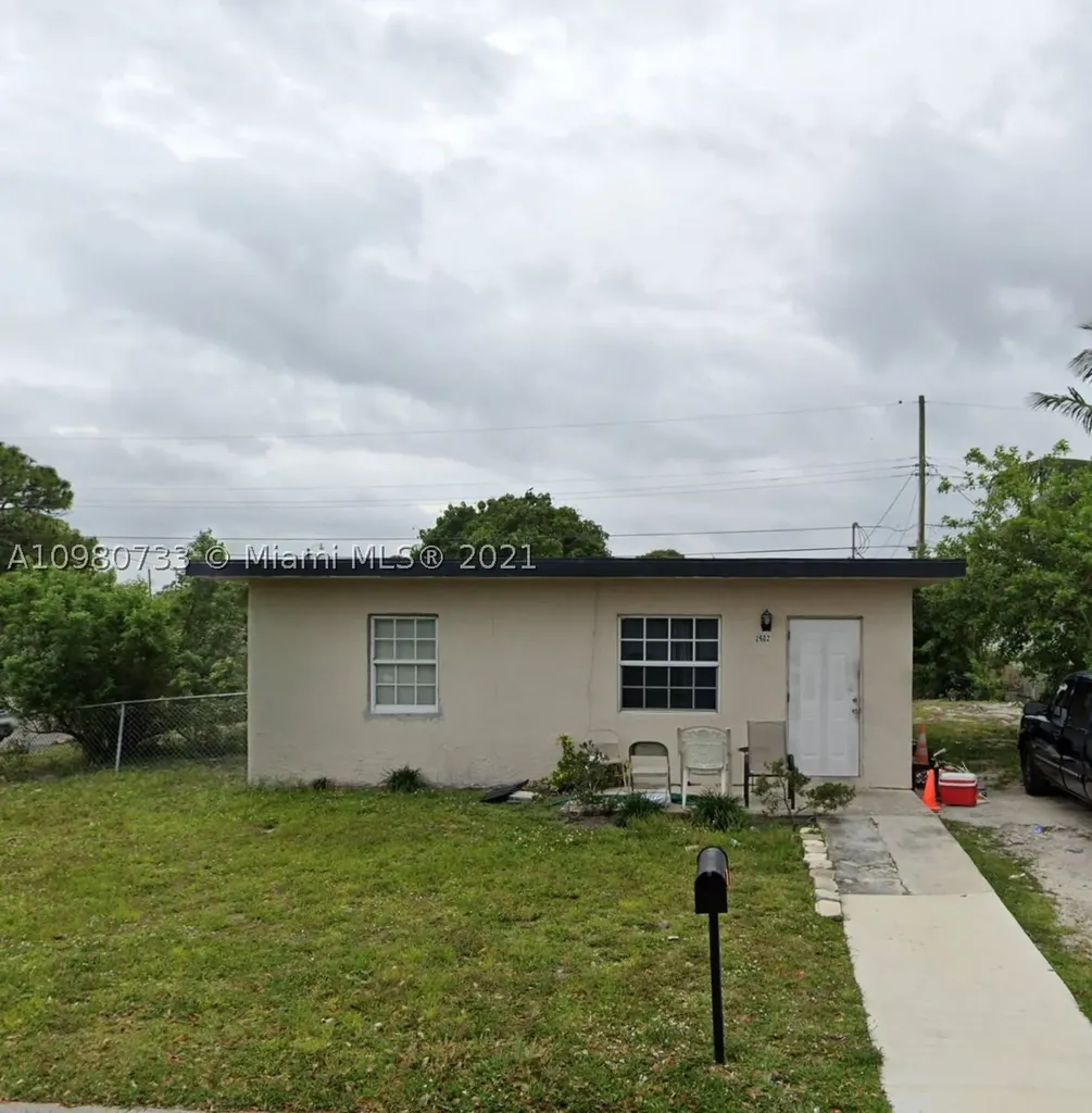 2602 NW 9th Court Pompano Beach FL 33069